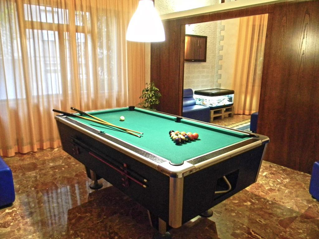 Hotel Villa Serena Кастрокаро-Терме Экстерьер фото